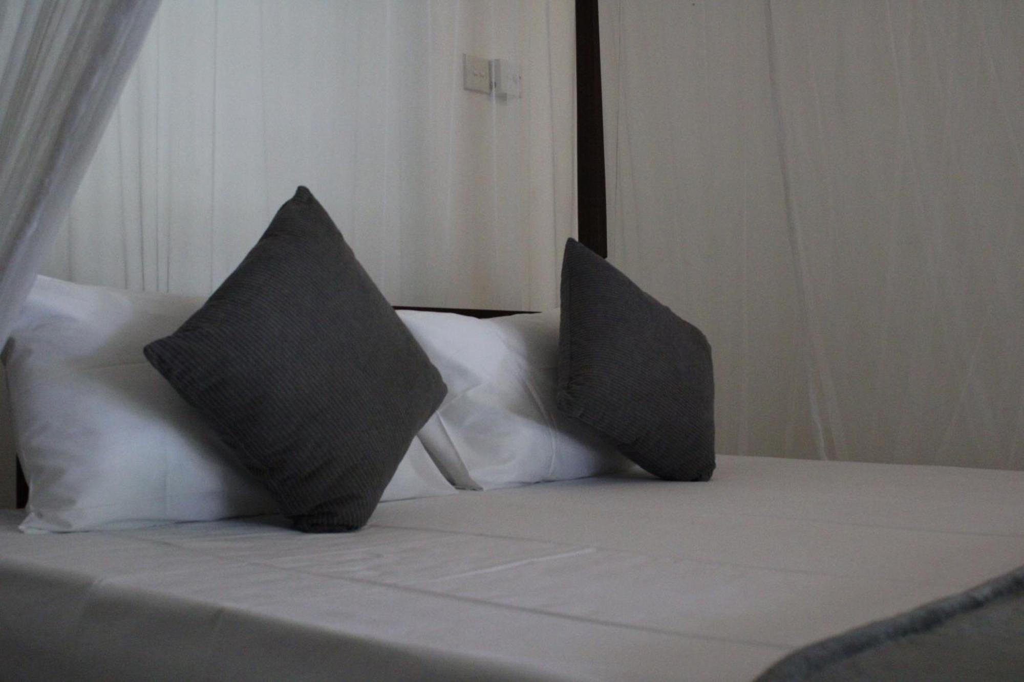 Hotel Sun And Surf Rest Ahangama Zewnętrze zdjęcie